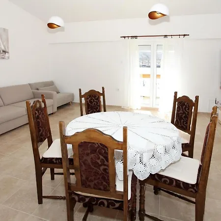 Apartment By The Sea Pag - 529