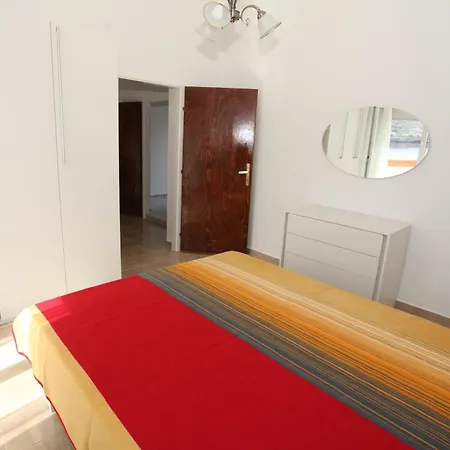 Apartment By The Sea Pag - 529