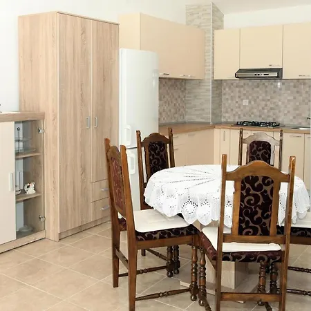 Apartment By The Sea Pag - 529 Pag Town